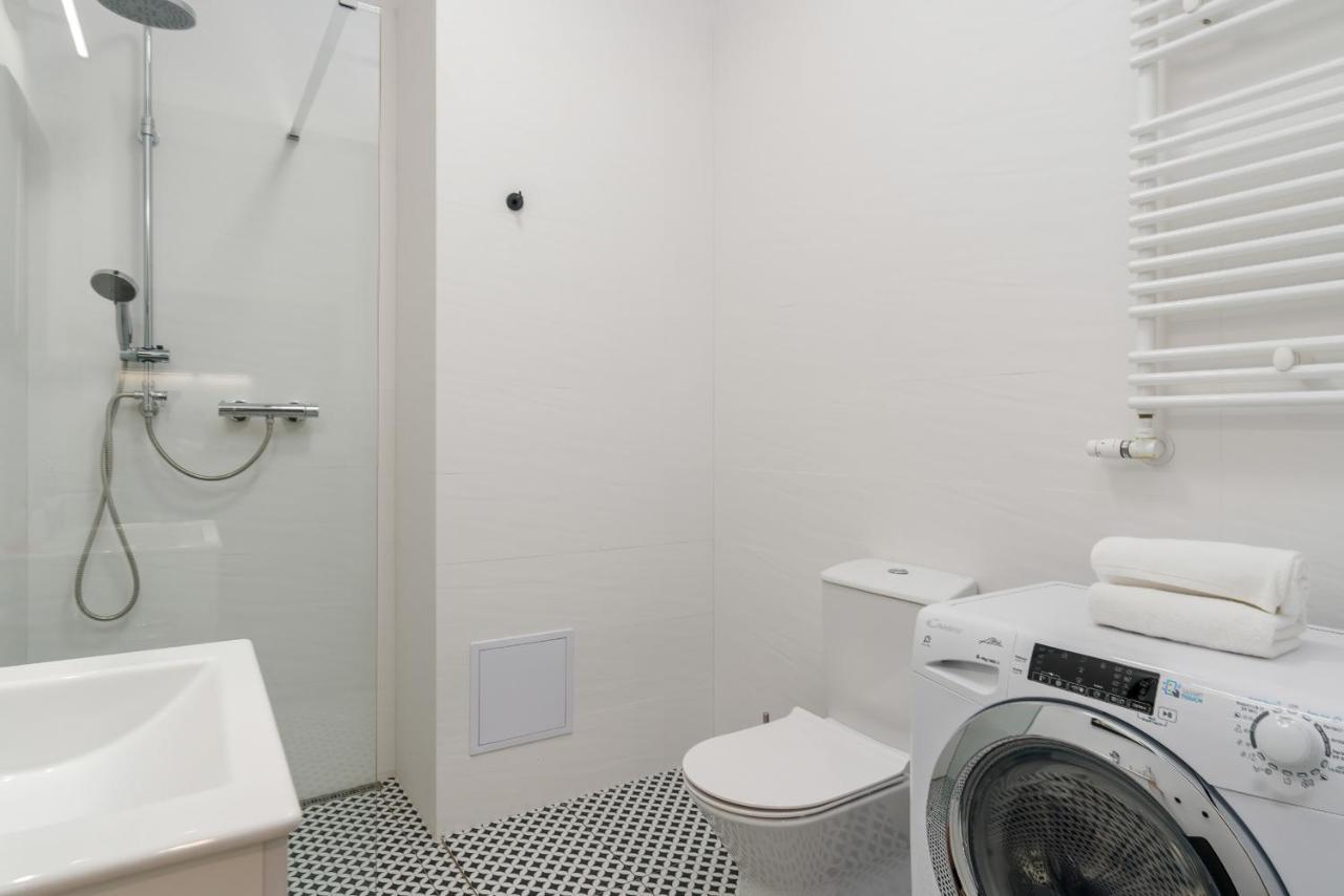 Deluxe Mtp Apartments Matejki By Noclegi Renters Poznań Zewnętrze zdjęcie
