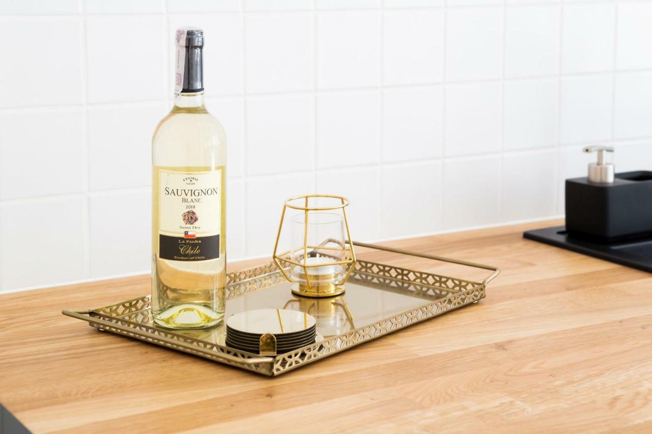 Deluxe Mtp Apartments Matejki By Noclegi Renters Poznań Zewnętrze zdjęcie